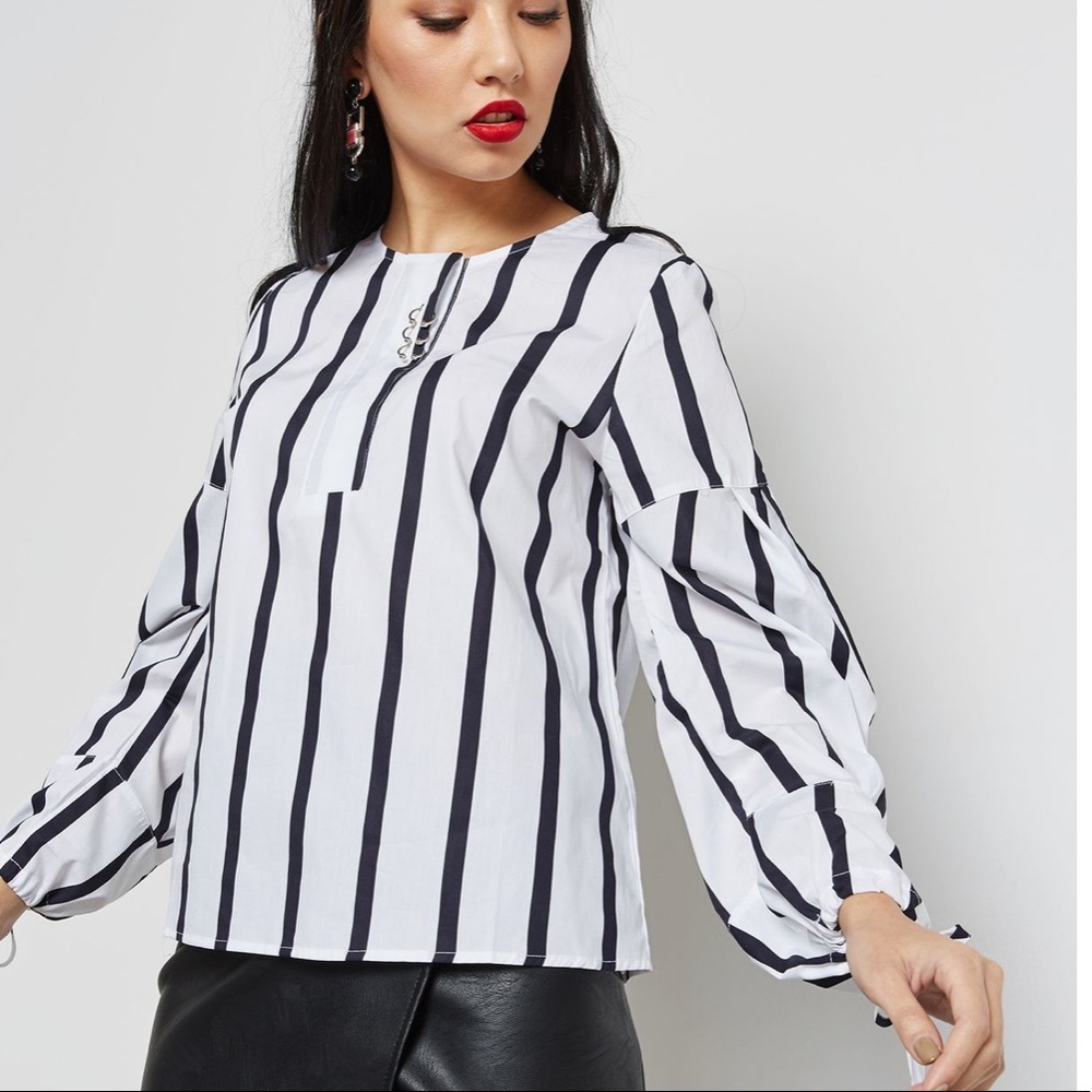 NWT Mango striped puffed sleeve poplin cotton top